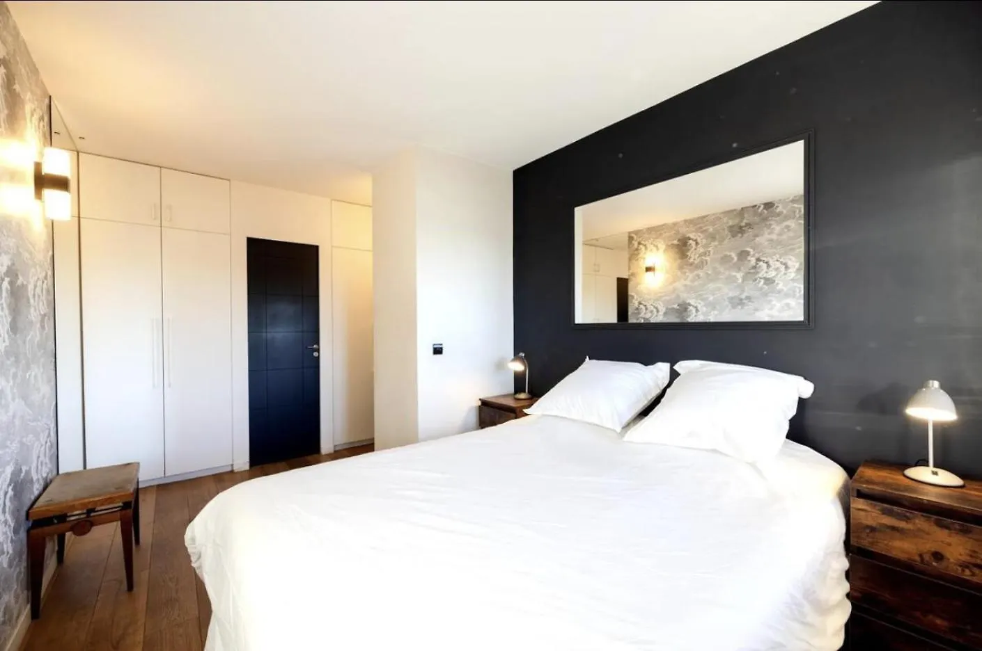 アパート パリAmazing View, Beautiful Flat, Swimming Pools, Secure Parkingアパートメント フランス